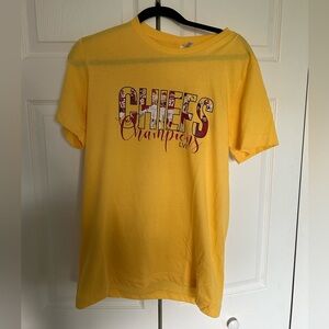 Kansas City Chiefs Shirt - M - NWOT - NFL
